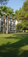 WATERFRONT APARTMENT FAMILY FRIENDLY, GROUND LEVEL