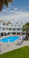 Princessa Vera Hotel Apartments 