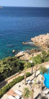 Royal Resort Hotel