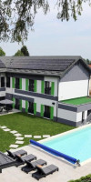 . Q Villa 