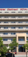 Royal cm Camere de inchiriat