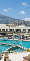 Vantaris Palace