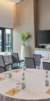Vida Dubai Marina & Yacht Club