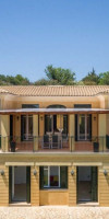 Villa Mylos