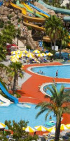 VONRESORT GOLDEN COAST HOTEL