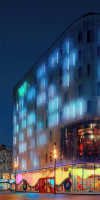 W London