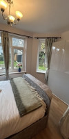 WIMBLEDON HOLIDAY LETS