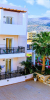 Yiannis Manos Resort