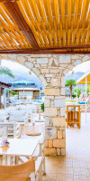 Yiannis Manos Resort