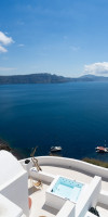 You and Me Suites Oia
