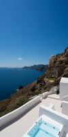 You and Me Suites Oia