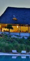 Zanbluu Beach