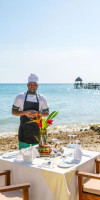 Zanzi Resort Private Paradise
