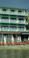 Zefyros Hotel