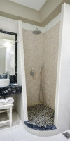 Zephyros Hotel