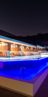 Zoes Hotel