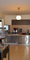 ZOES HOTEL