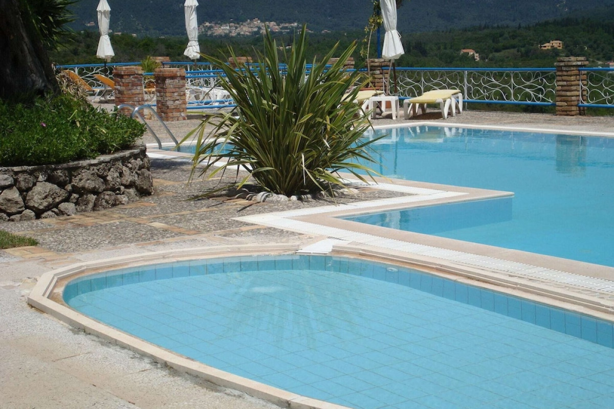 VILLA IN PALEOKASTRITES WITH SWIMMING POOL NEAR BEACHES
