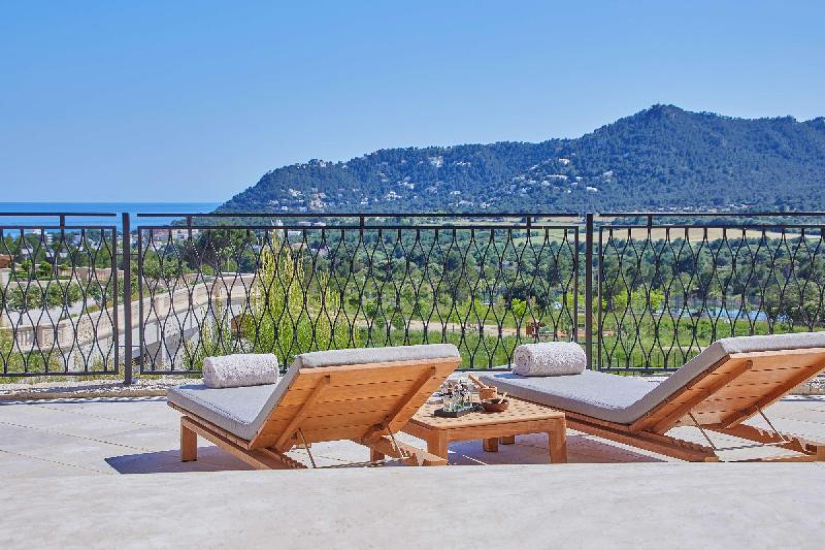 Cap Vermell Grand