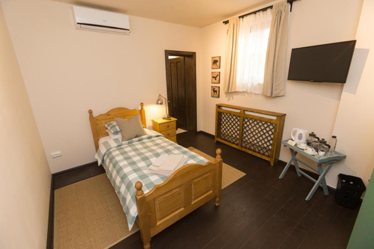 RATIU HOUSE