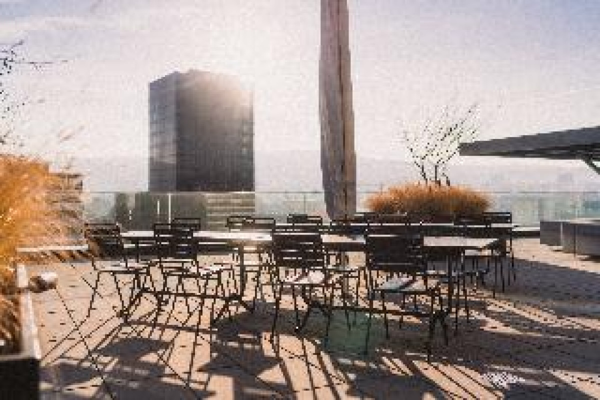 a-ja Zürich. Das City-Resort.