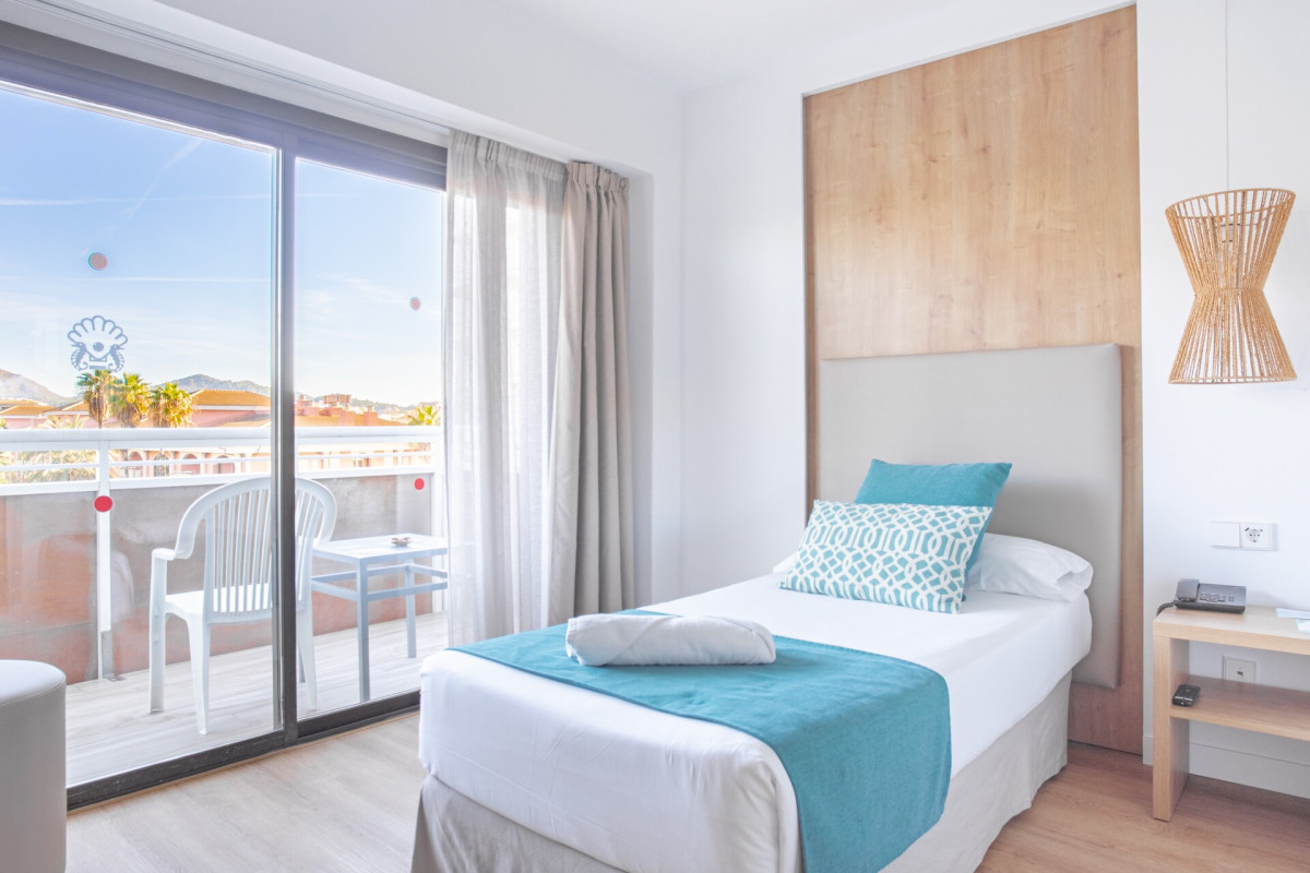 Bahia de Alcudia Hotel  Spa