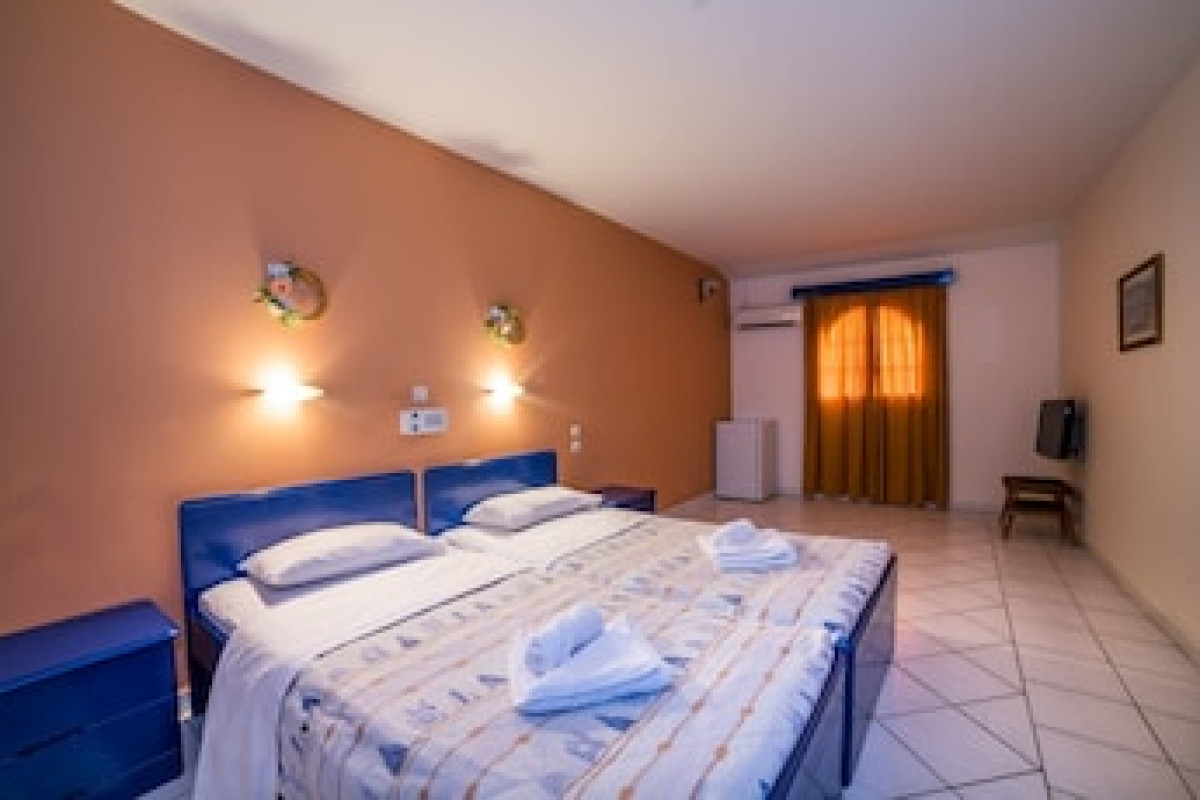 PORTO KOUKLA BEACH HOTEL