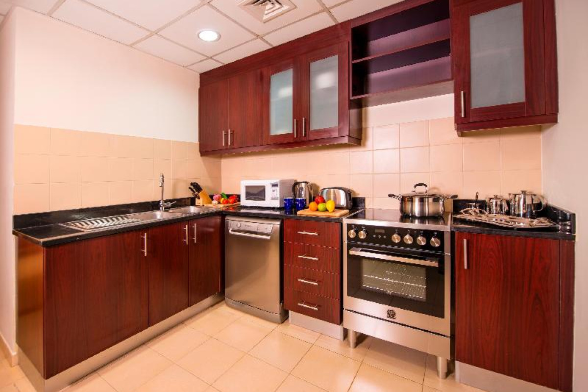 RODA AMWAJ SUITES