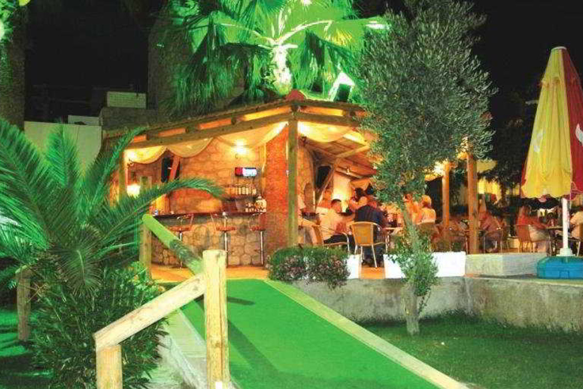 HOTEL BABA