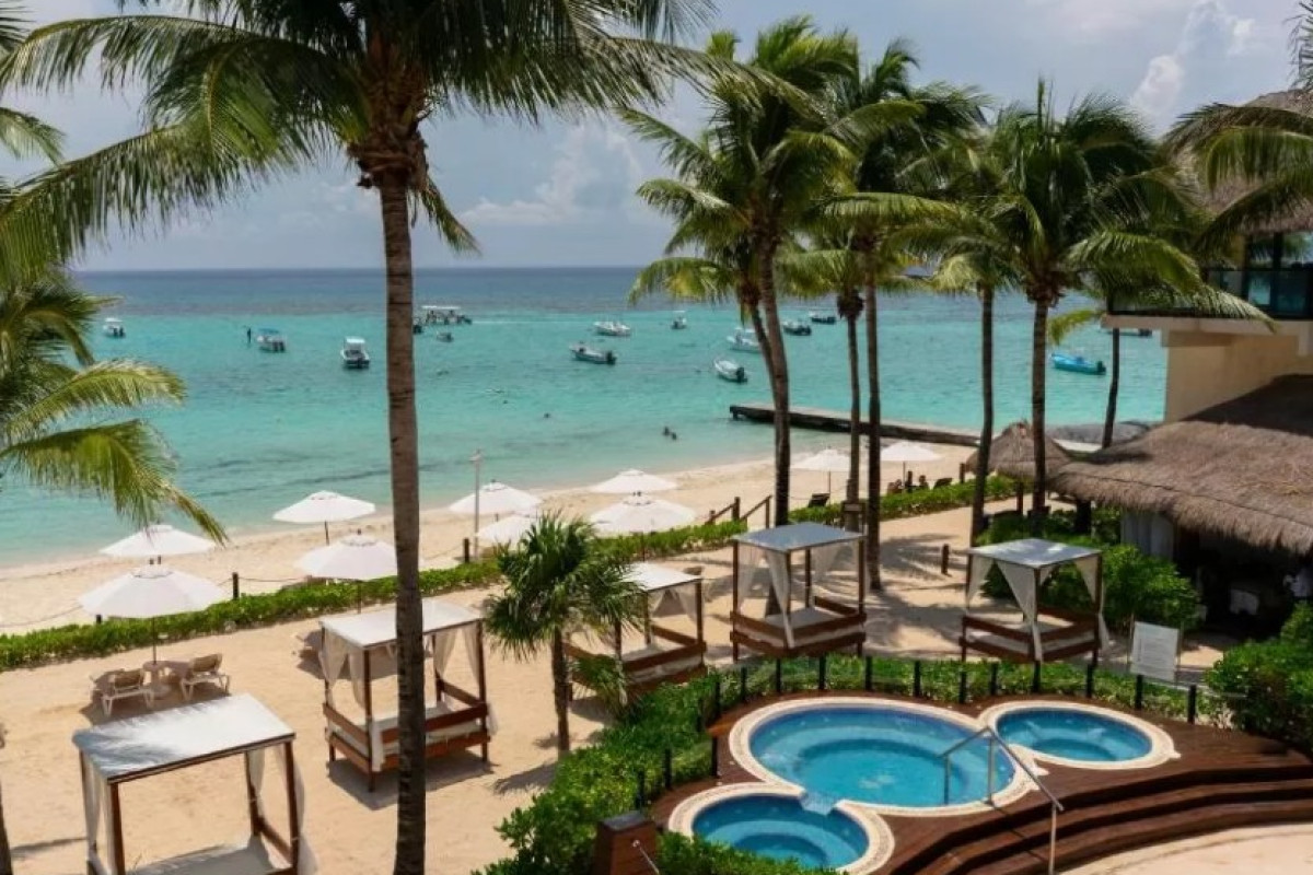 The Reef Coco Beach