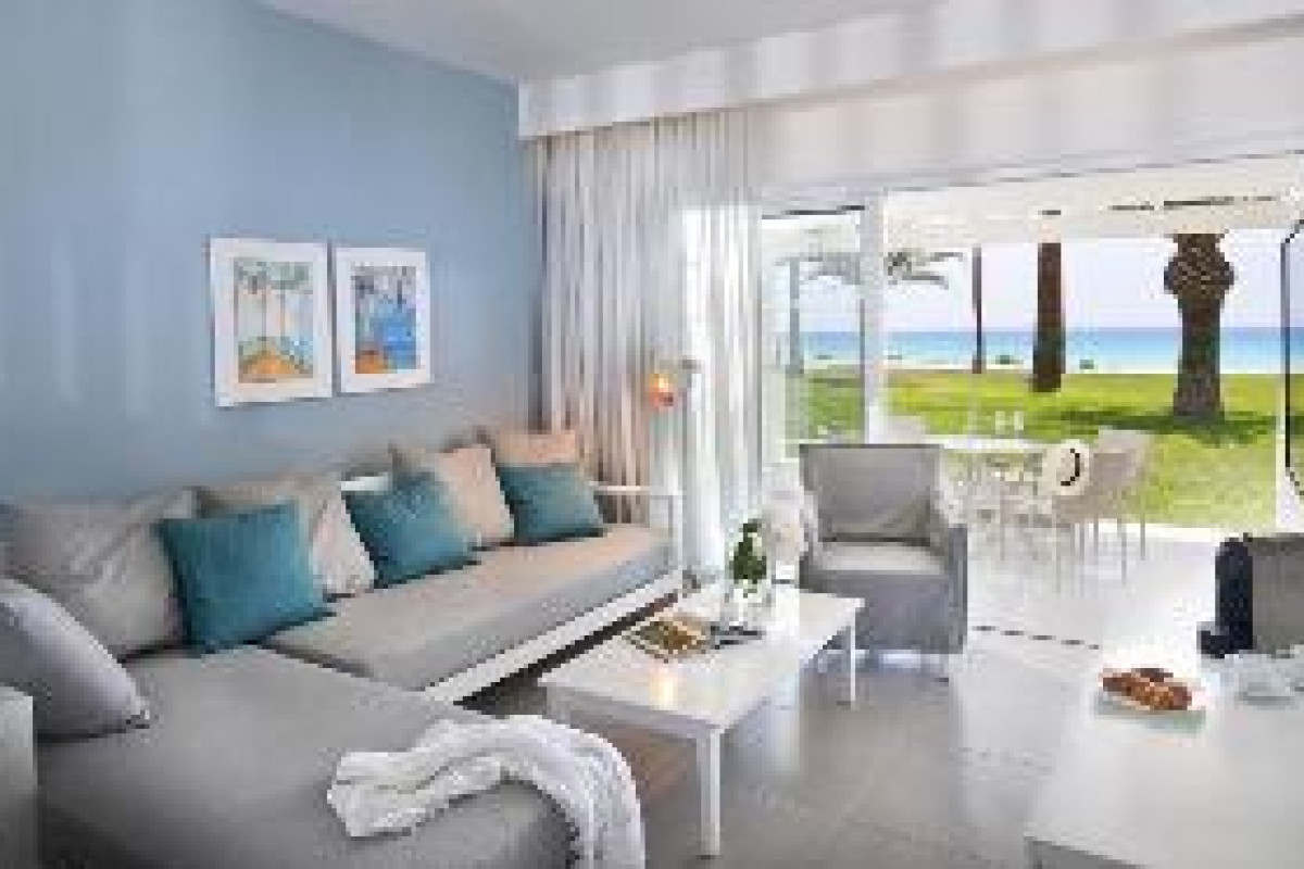NISSI BEACH RESORT