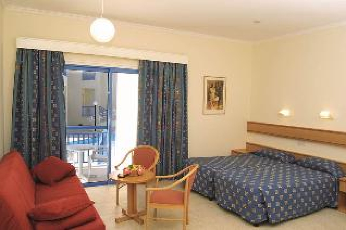 KISSOS HOTEL