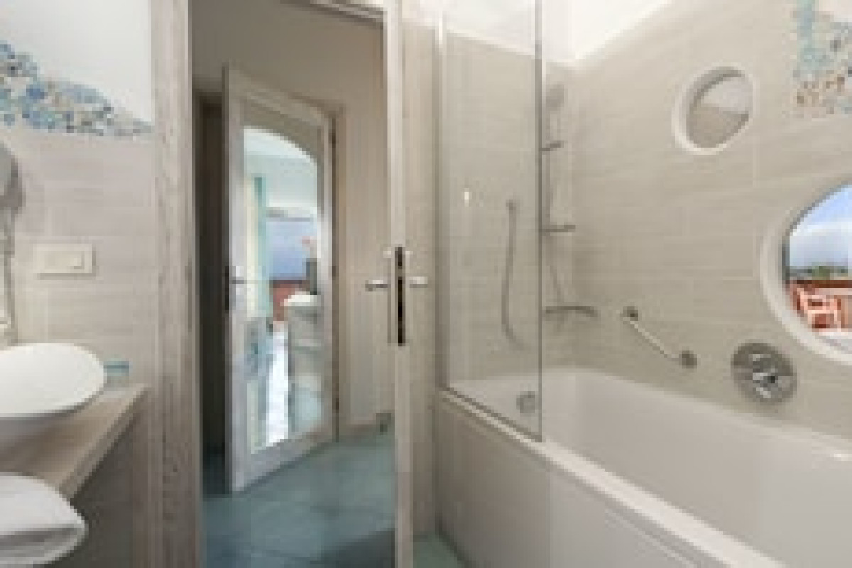 CORALLARO HOTEL