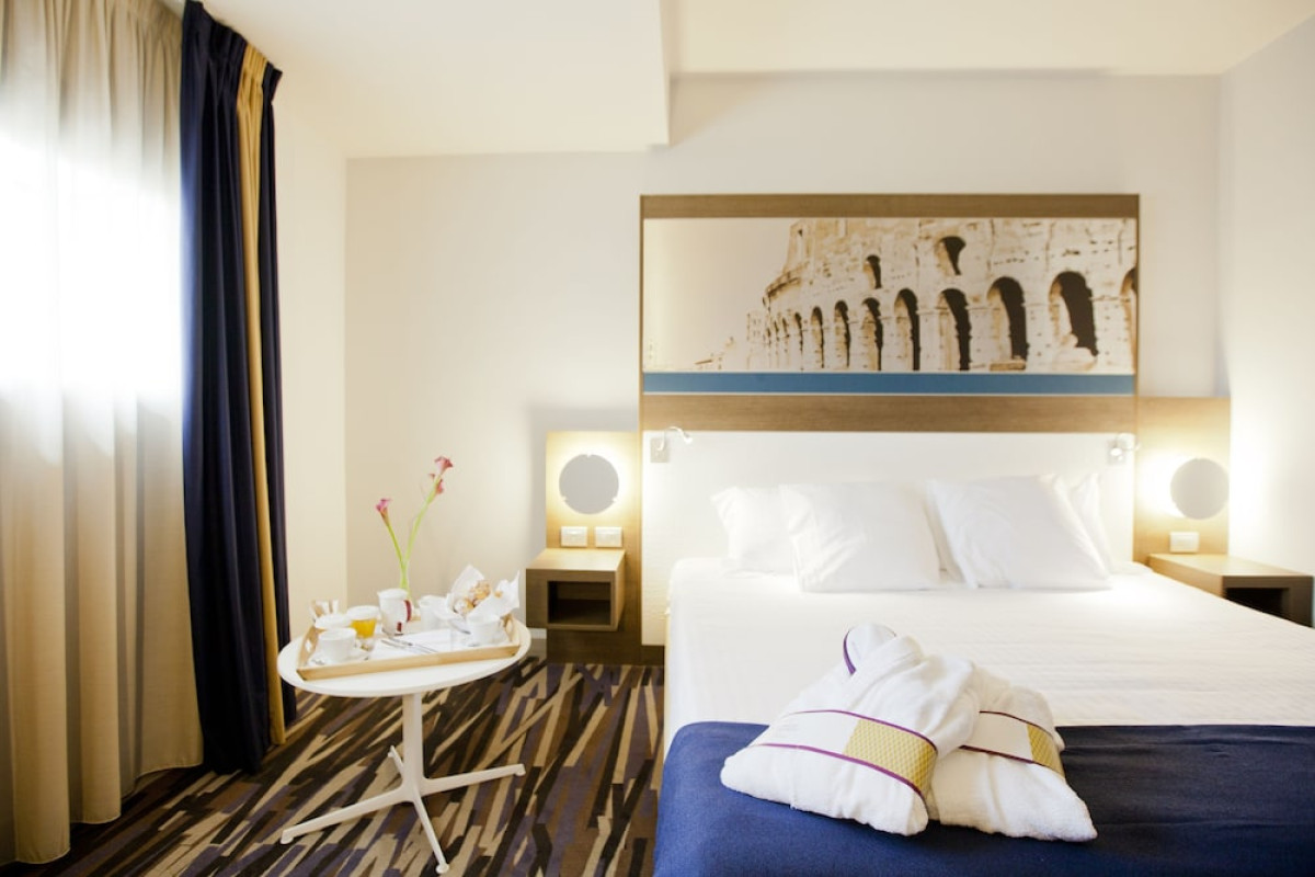 Mercure Roma Centro Colosseo