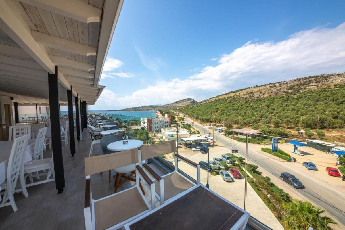 Bianco Hotel
