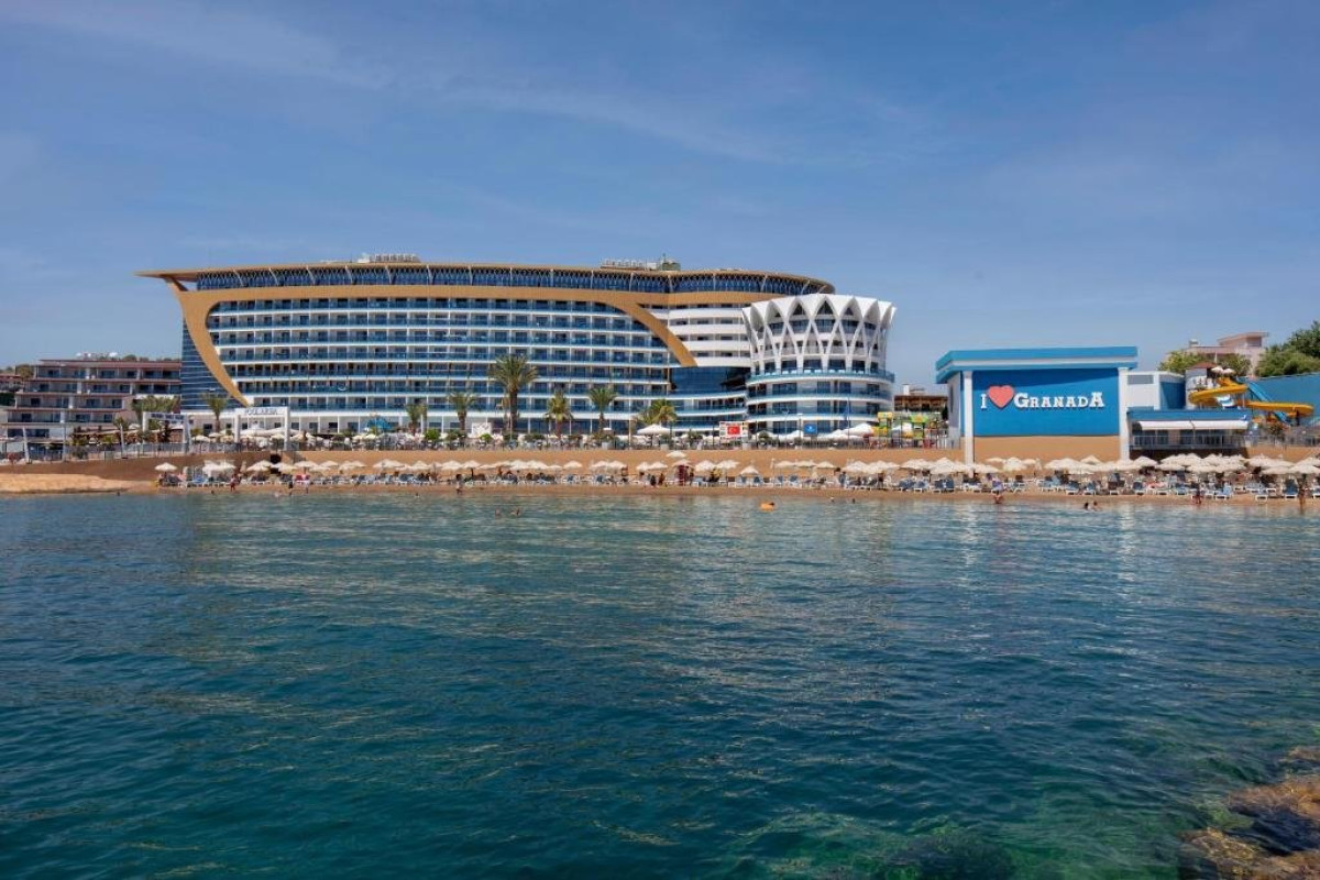 Granada Luxury Resort
