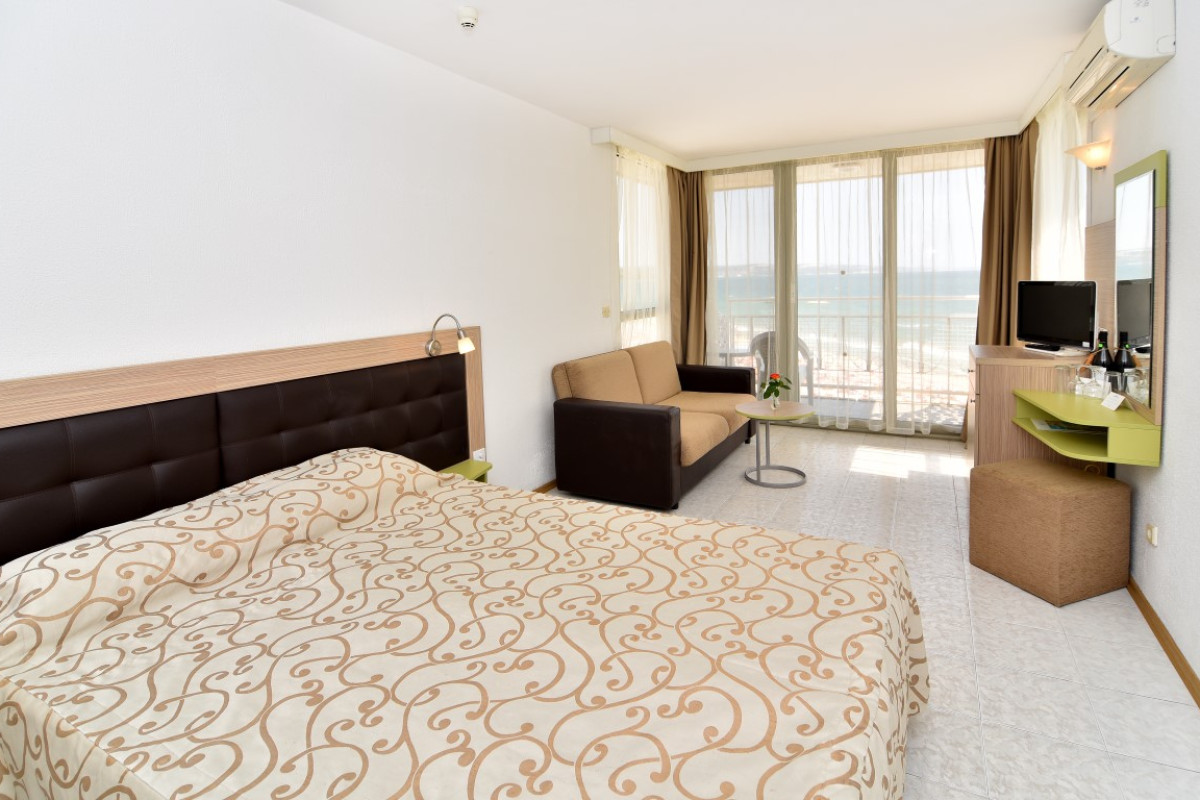 Nona (Albena) 3*