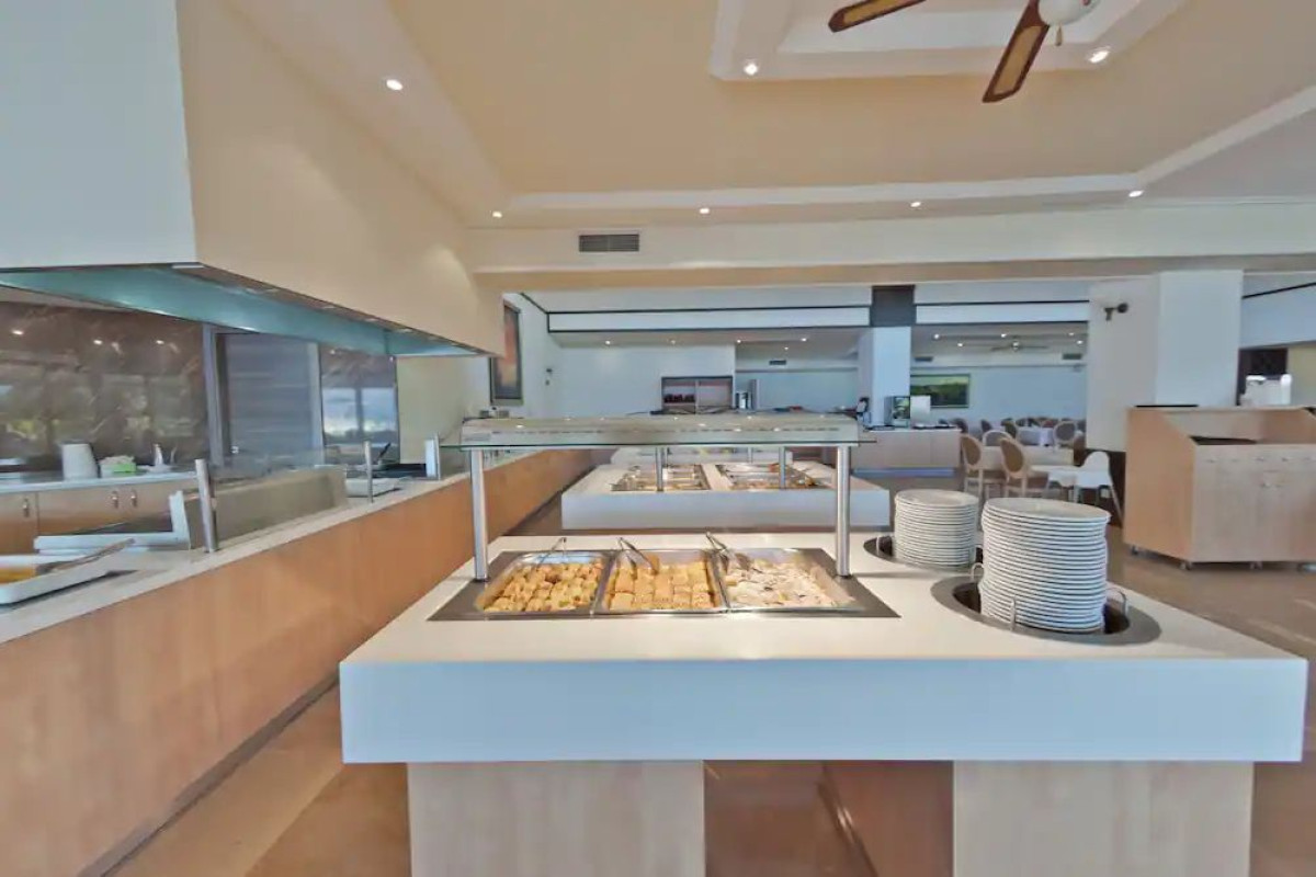 Palmariva Beach Hotel