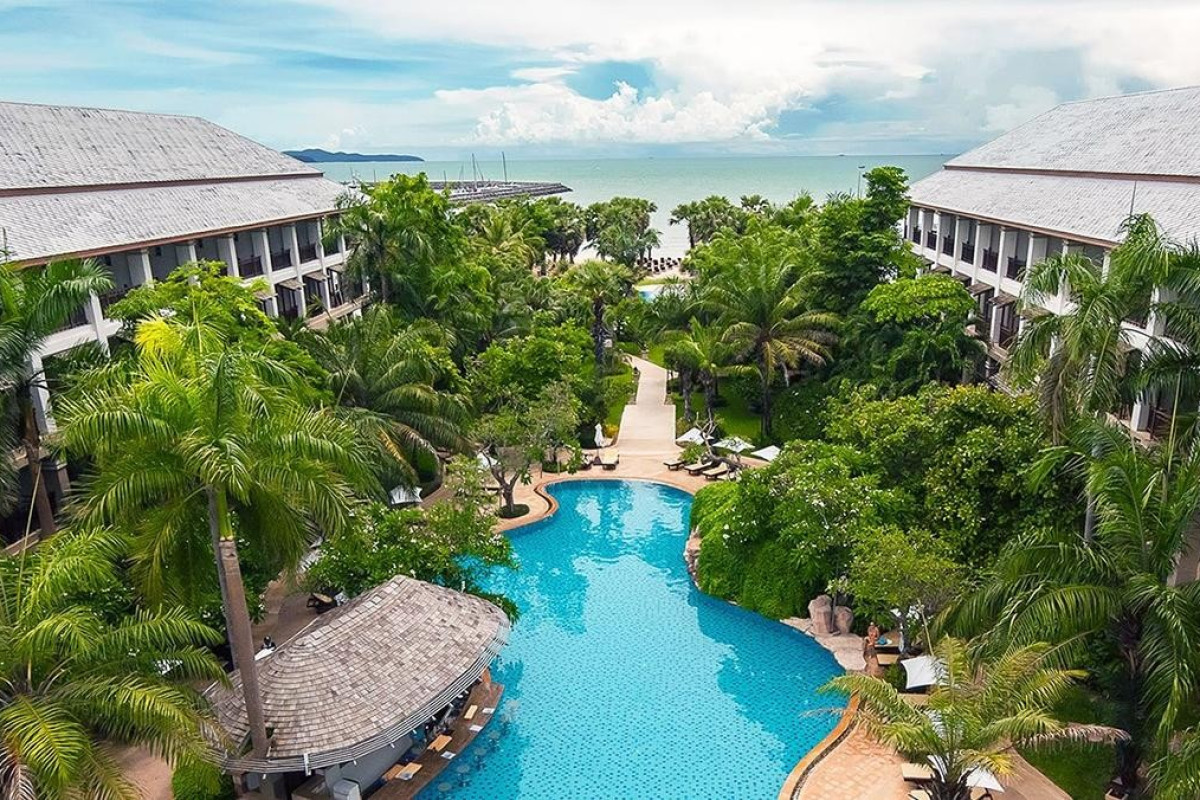 RAVINDRA BEACH RESORT & SPA