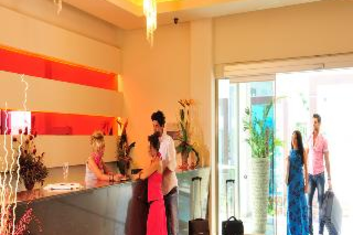 AFANDOU BAY RESORT SUITES