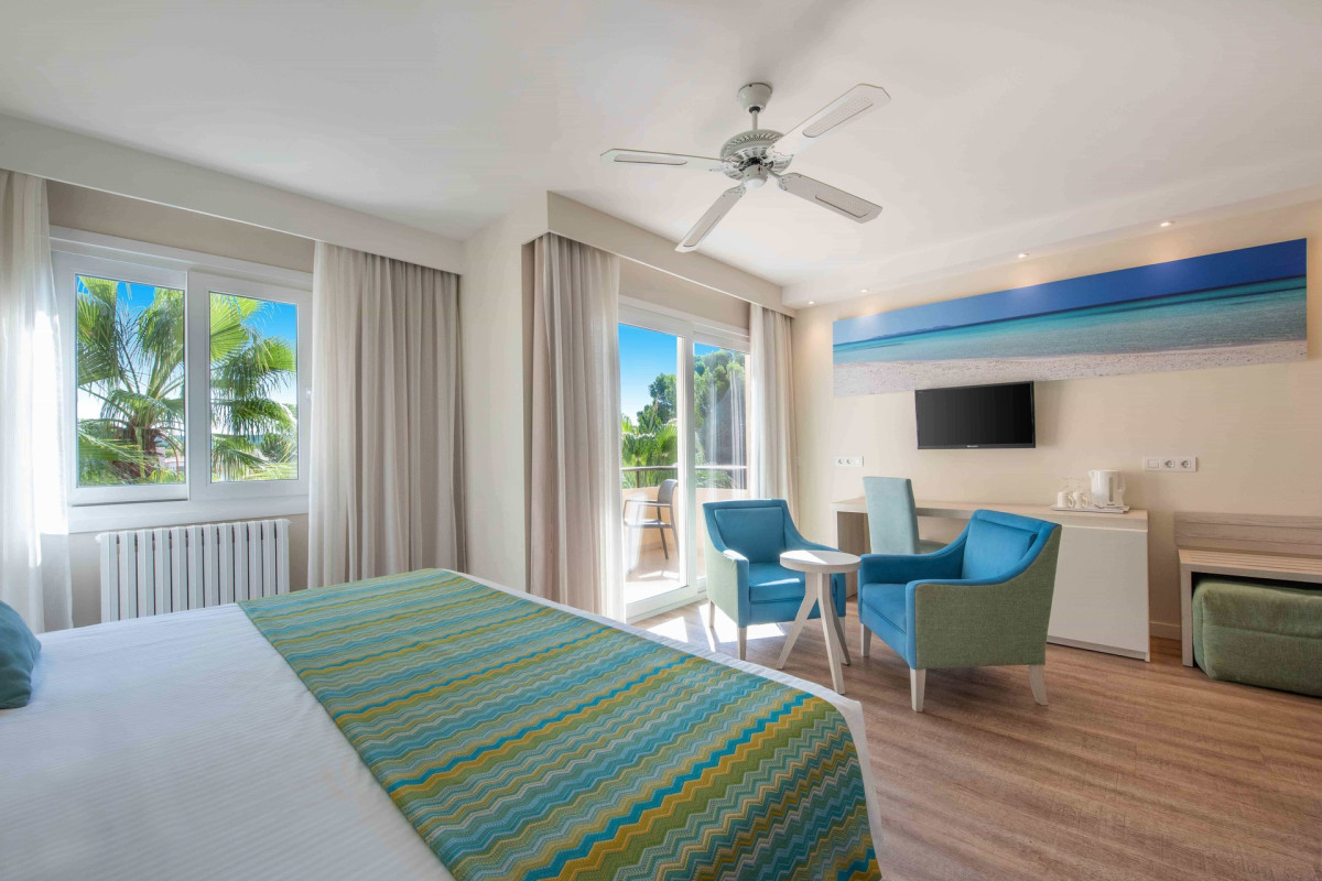 Valentin Somni Hotel  Suites
