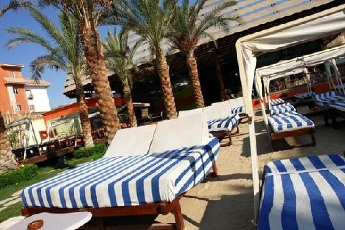 ELYSEES HOTEL