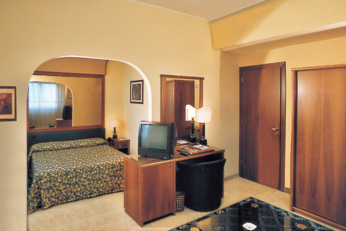 SAVOY