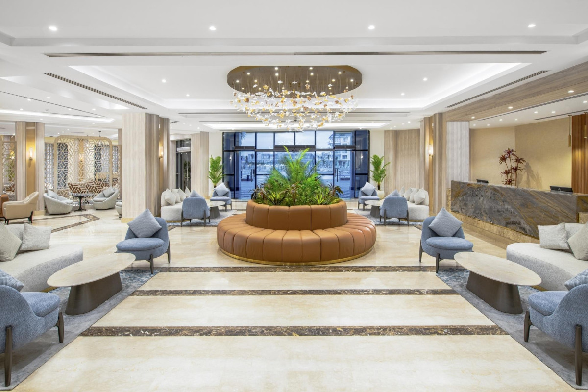 Azur One Eleven Hotel