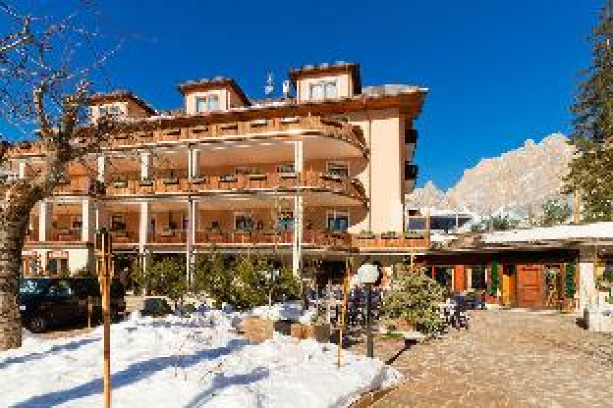 BOUTIQUE HOTEL VILLA BLU CORTINA