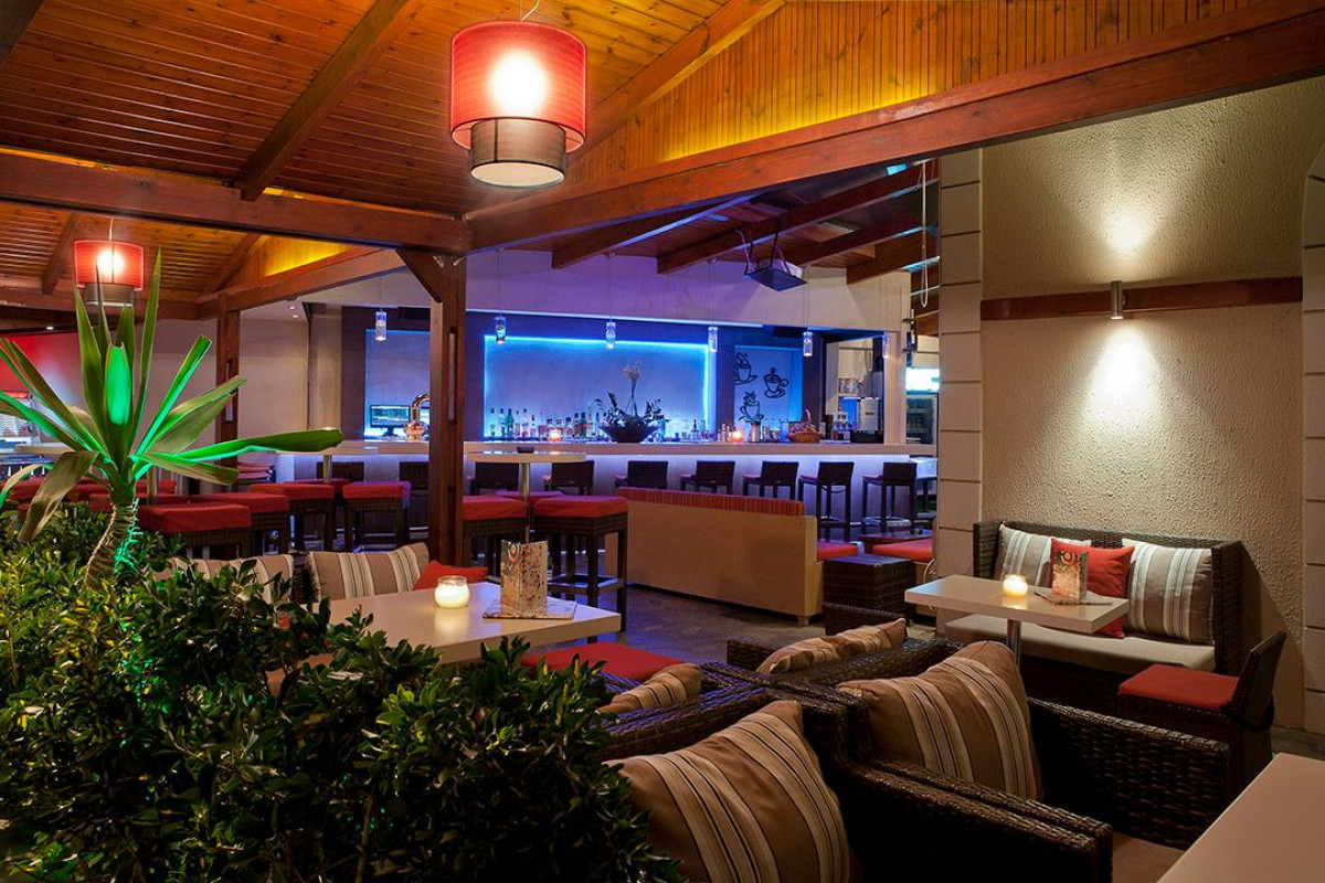 Axos Hotel Rethymno