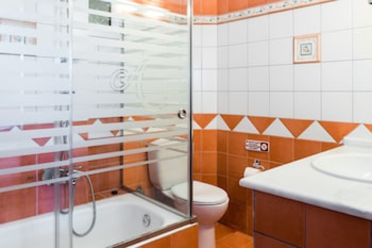 ANDREOLAS LUXURY SUITES