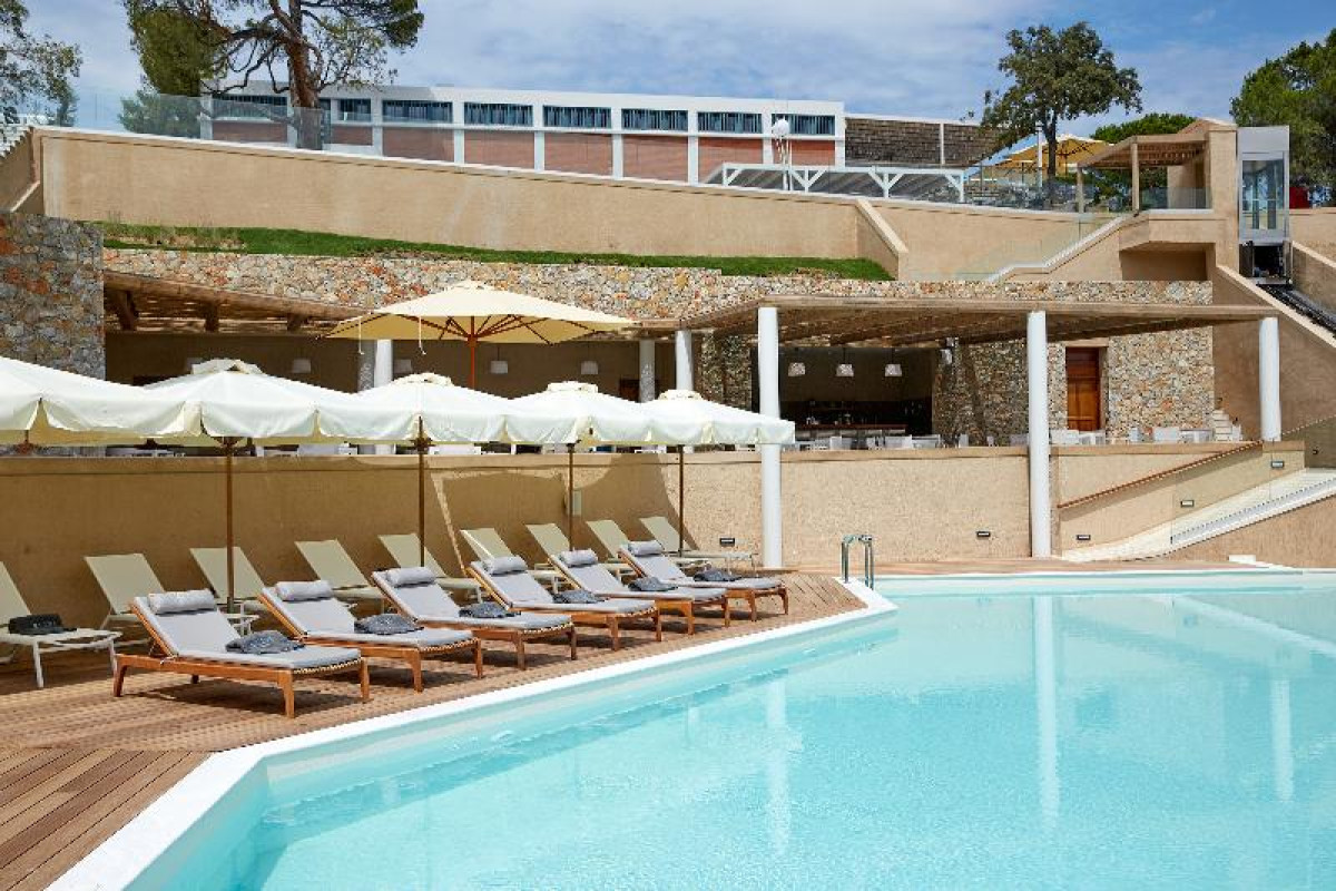 Elivi Skiathos (Koukounaries)