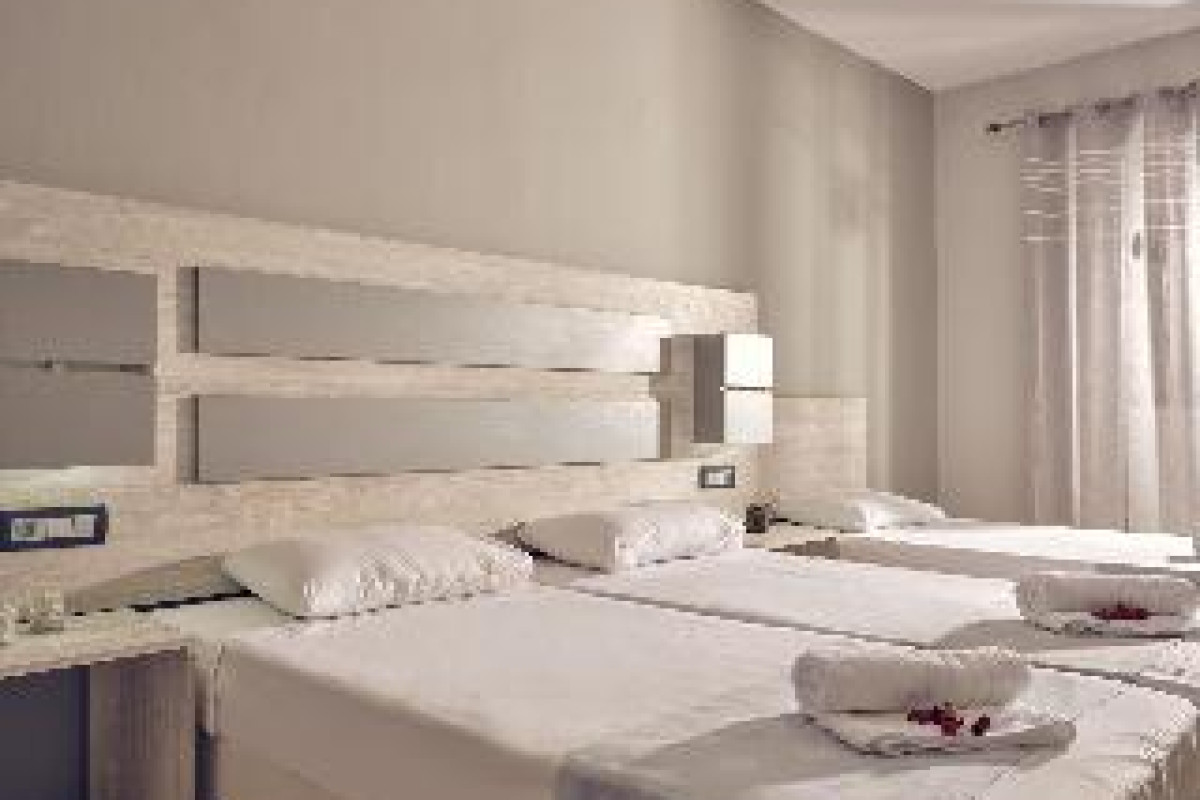 AEON HOTEL
