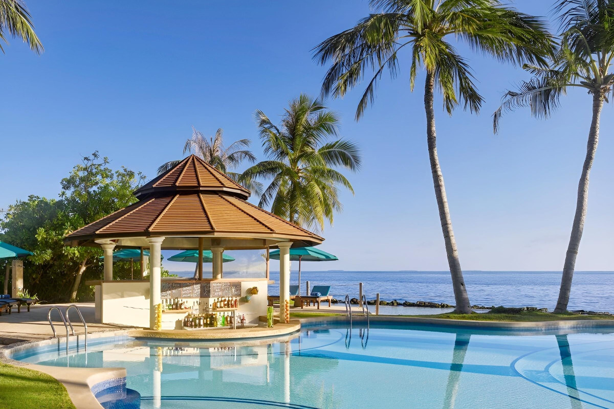 Royal Island Resort & Spa